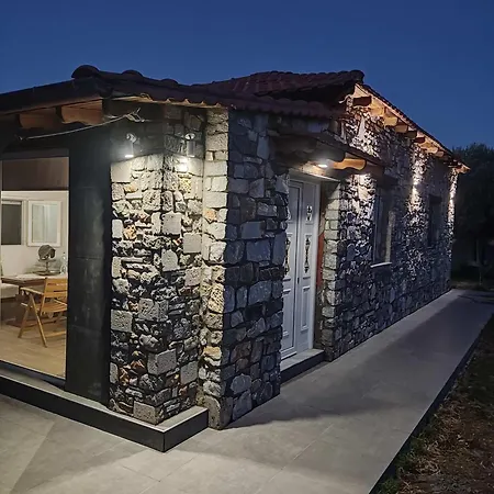 Konstantinos Luxury Living * Ofrínion