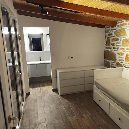Konstantinos Luxury Living Ofrínion